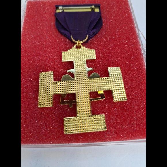 32nd Degree Jewel - Wings Down (Purple Ribbon) - (RSR-3-P) - Picture 4 of 4